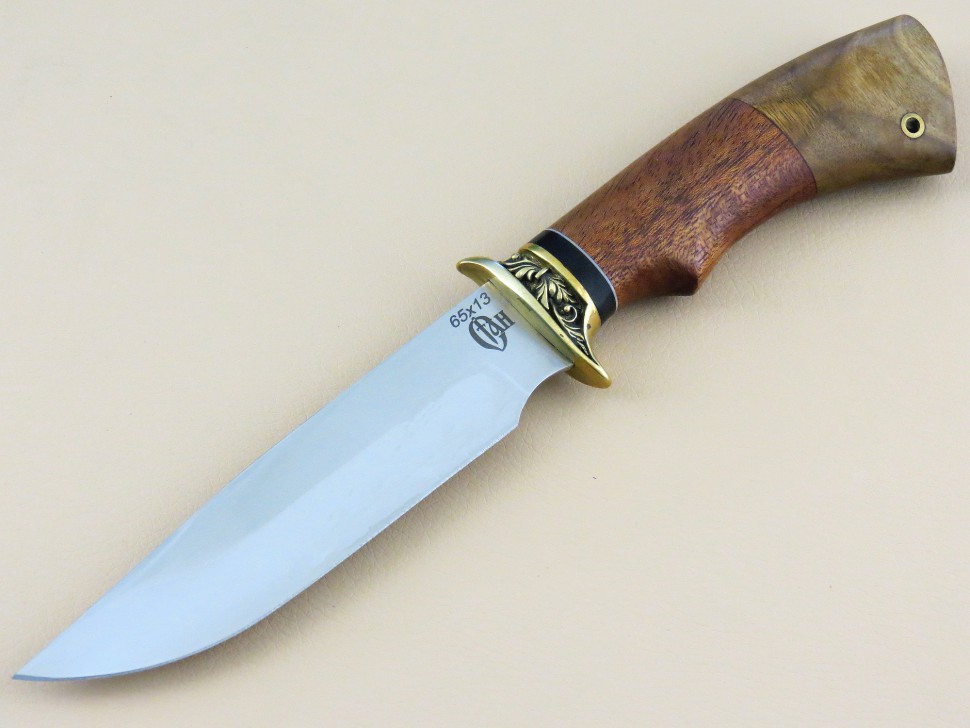 Клинки от производителя купить. Нож кабан сталь 65х13. Нож охотничий кабан. Нож с кабаном на рукоятке.